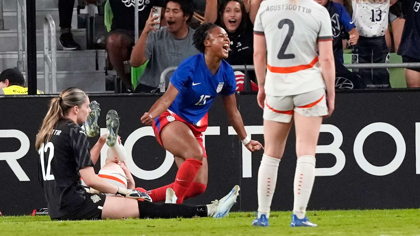 和战术位置 和战术位置