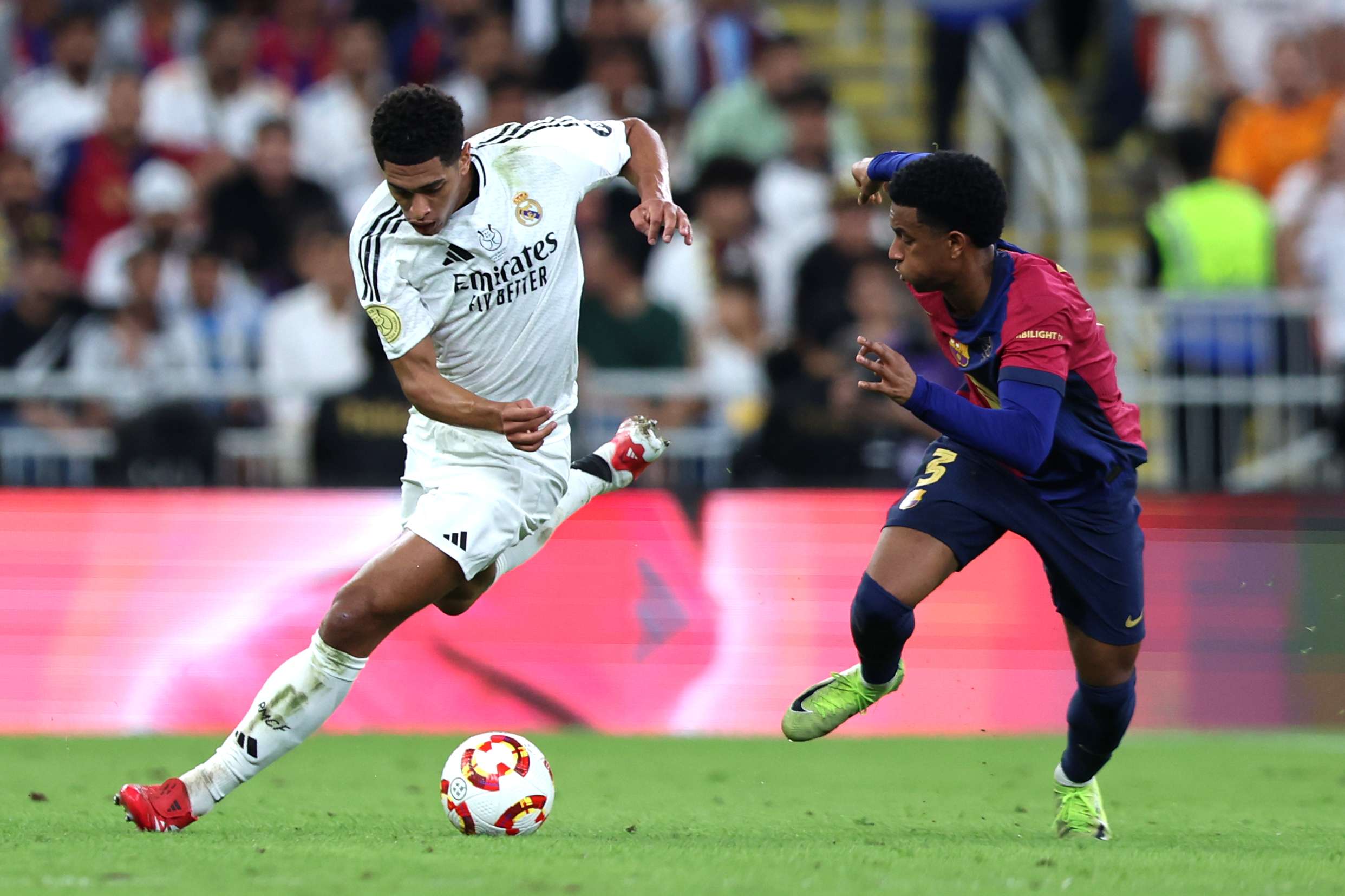 曼拥有众多 曼拥有众多